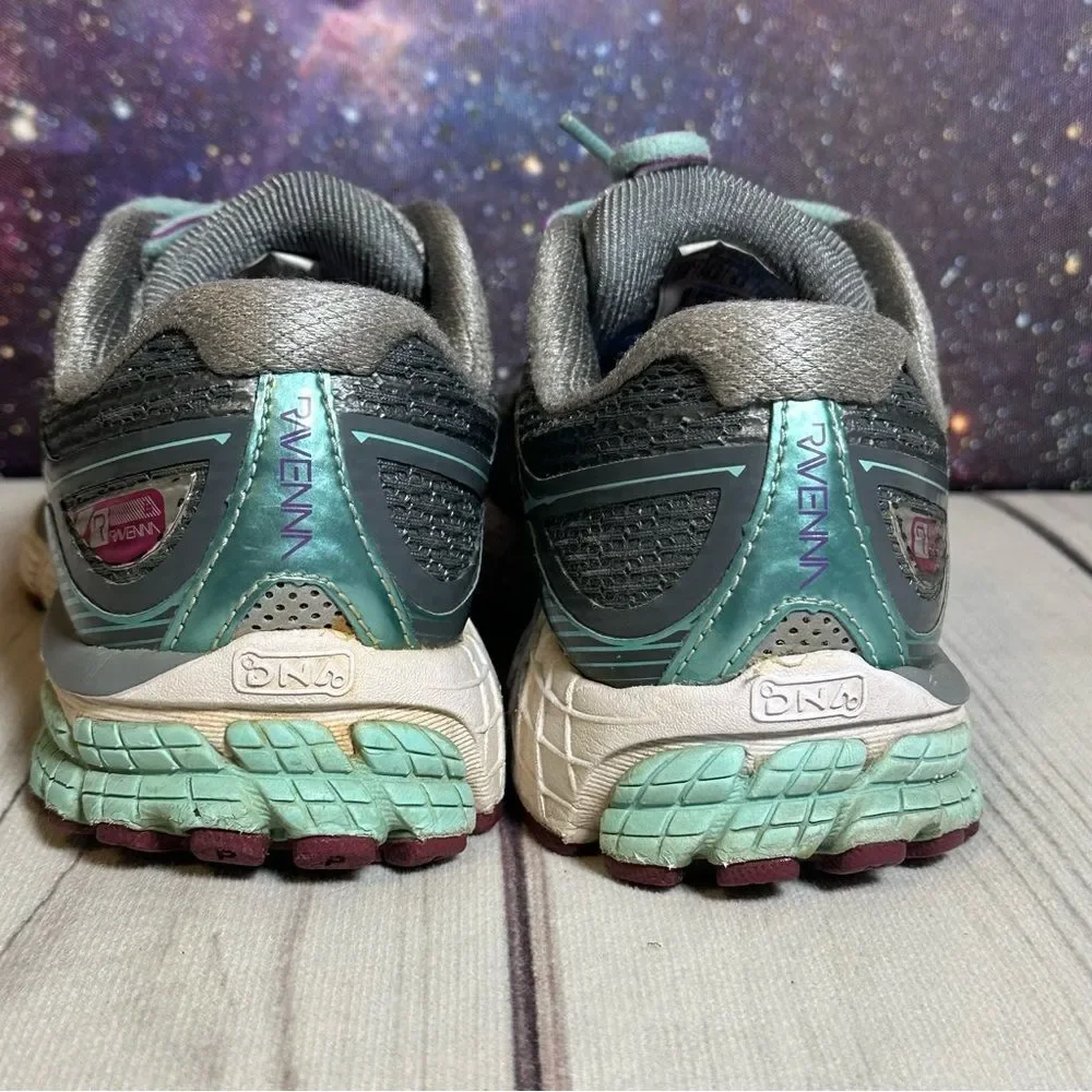 Brooks ravenna dna